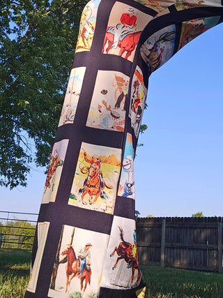 Vintage Cowboy Collage Flare Pants — Faire photo 4