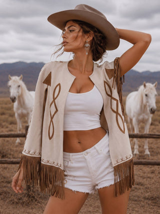 Cream Western Appliqué Fringe Cape
