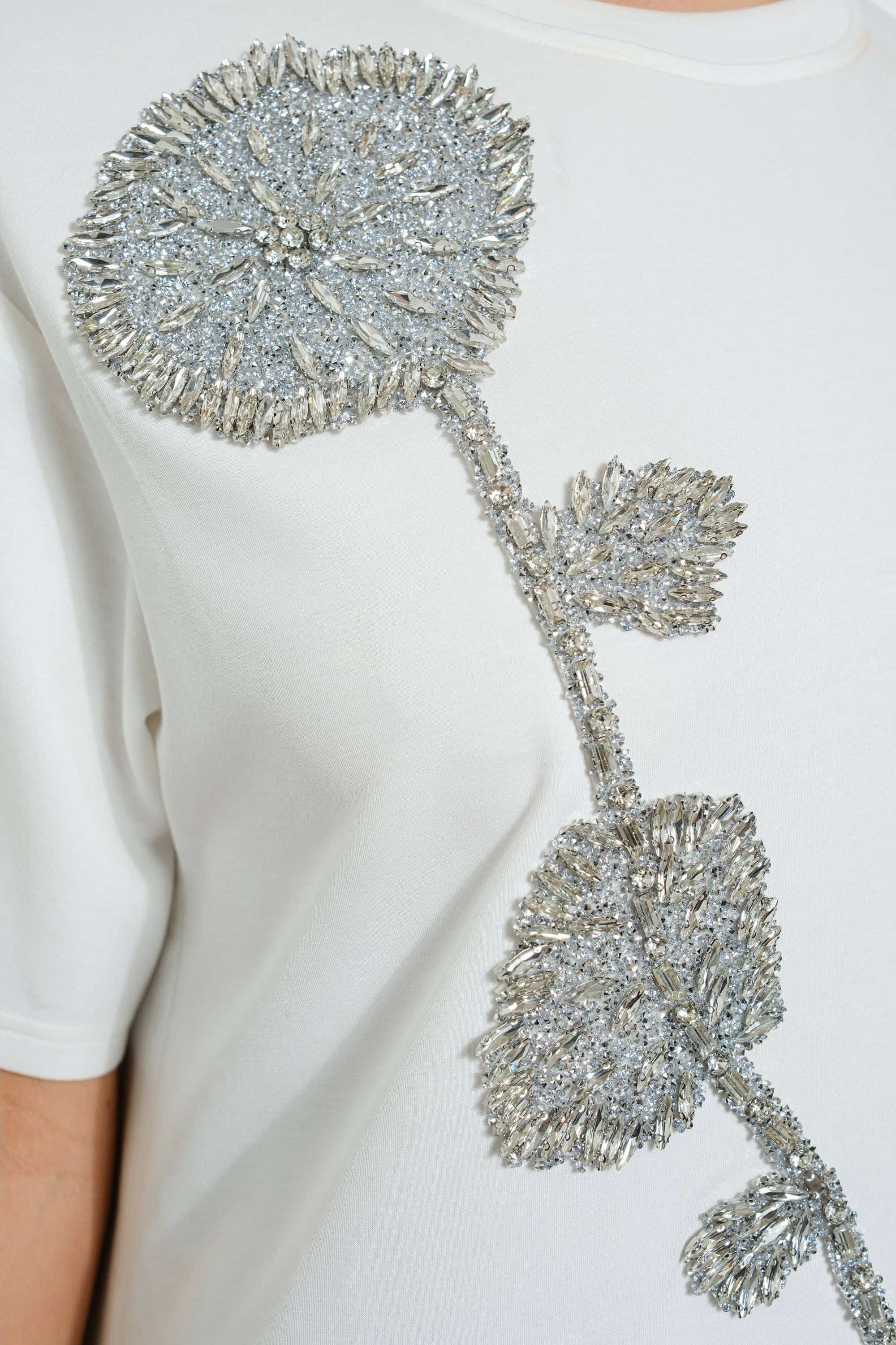 Rhinestone Beaded Flower Embellished T-Shirt Dress Rhinestone Beaded Flower Embellished T-Shirt Dress