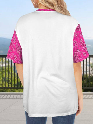 Queen Horse Bandana Graphic Tee — Faire photo 2