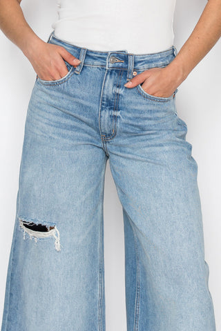 Medium Wash Ultra High Rise Relaxed Denim Jorts - view 6