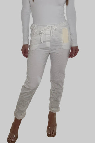 White Basic Jogger - Born To Glam