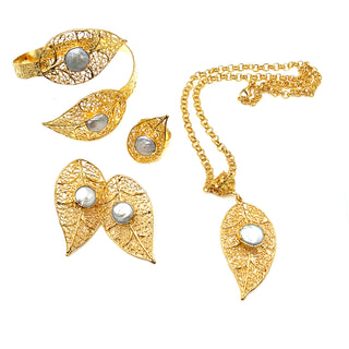 Gold Pearl Brass Set - Born To Glam