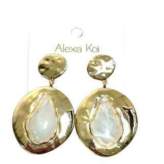 Round Gold Earring with Gemstone Center