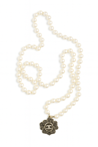 BTG_FLATLAY_CANDIDATE | pearl-beaded-camellia-statement-necklace