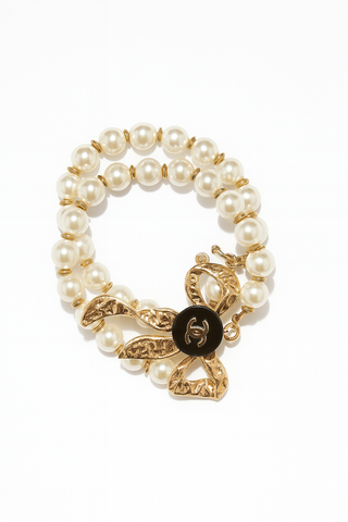 BTG_FLATLAY_CANDIDATE | gold-pearl-statement-bracelet