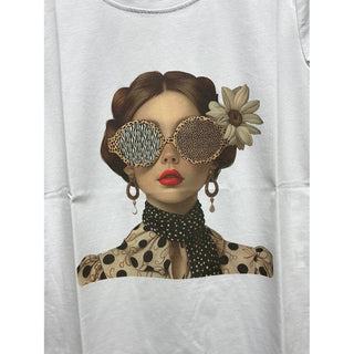 Chic Girl Print White Fitted T-Shirt