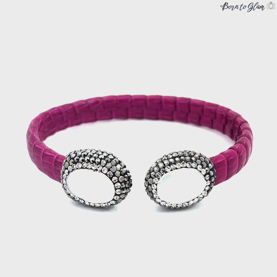 Load and play video in Gallery viewer, Fuschia Shagreen Leather Cultured Pearl Crystal Bracelet &amp;amp; Earring Set
