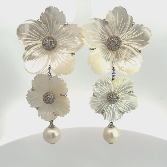 Load and play video in Gallery viewer, Pearl Flower Crystal Earring
