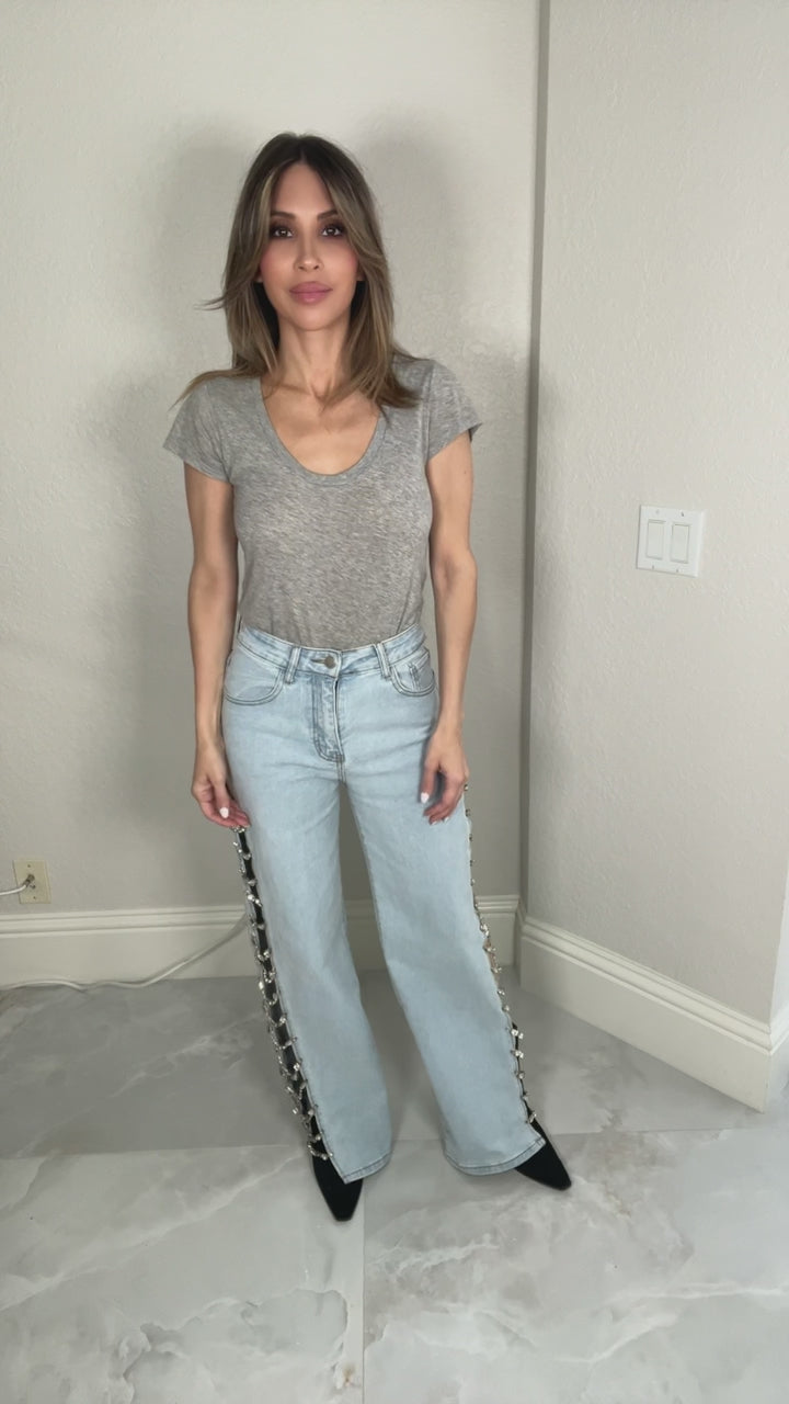 Load and play video in Gallery viewer, Side Split Crystal Stretch Jeans
 Born To Glam