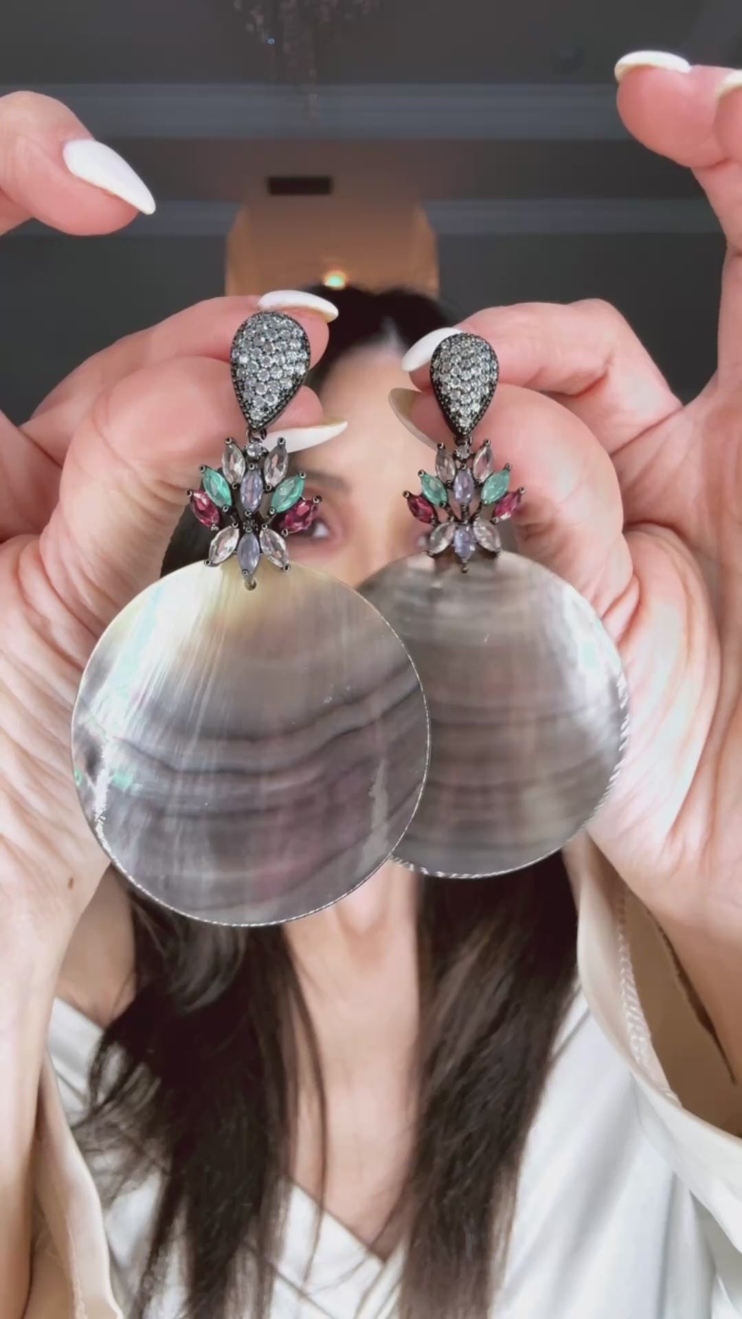 Load and play video in Gallery viewer, Mother Of Pearl Large Disc Drop Earrings
 Born To Glam