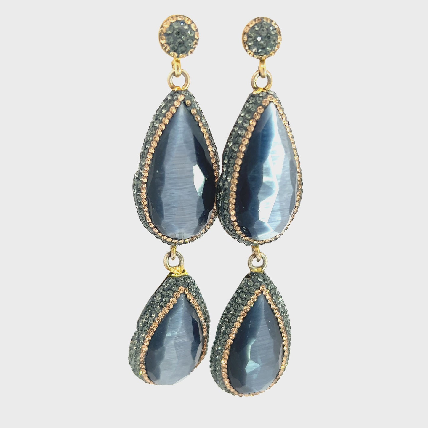 Load and play video in Gallery viewer, Gray Long Spinel Drop Earring
